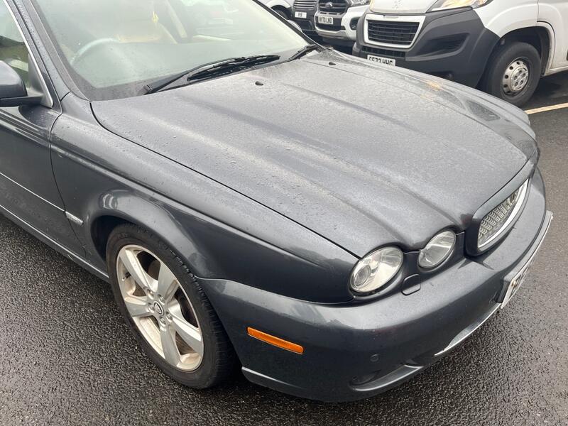 JAGUAR X-TYPE