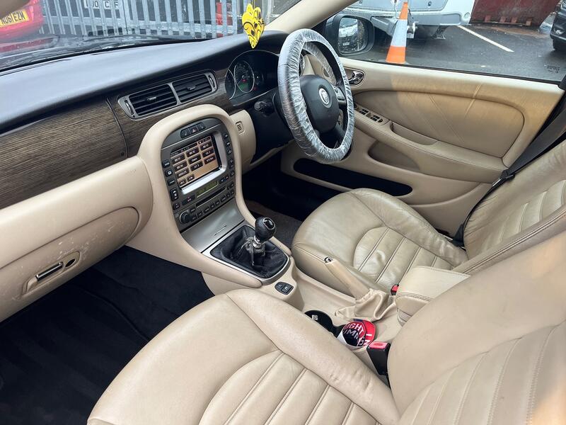 JAGUAR X-TYPE