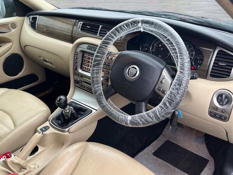 JAGUAR X-TYPE
