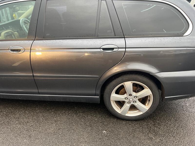 JAGUAR X-TYPE
