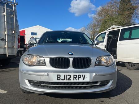 BMW 1 SERIES