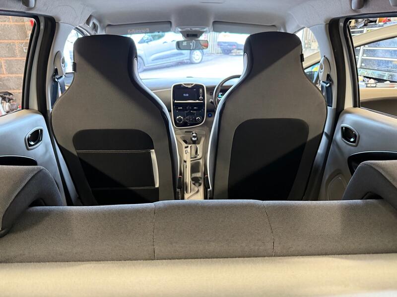 RENAULT ZOE
